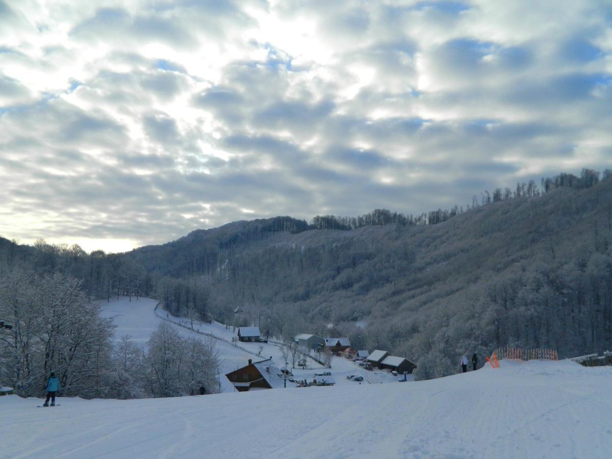 Ski Complex Velikiy Kalyny Eksteriør bilde